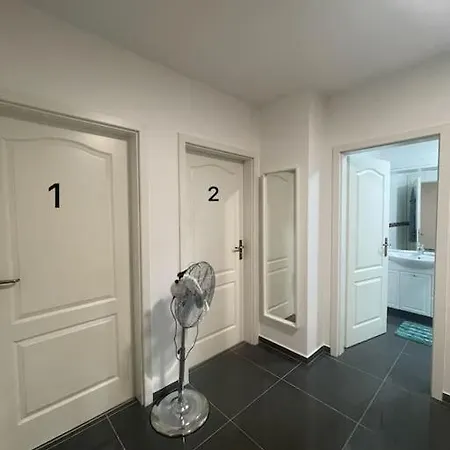 2 Mit Zwei Einzelbetten, Gemeinsame Kuche Und Bad,waschen Moglich Apartamento